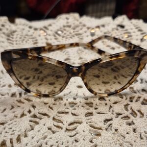 Kate Spade Brown Cat-Eye Sunglasses